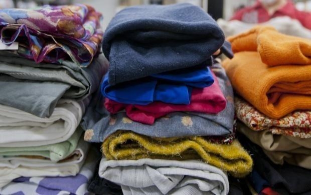 Assistência Social solicita doações de roupas e cobertores para auxiliar famílias durante o inverno